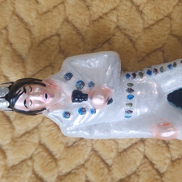 Ornament - Picture 4 of 4